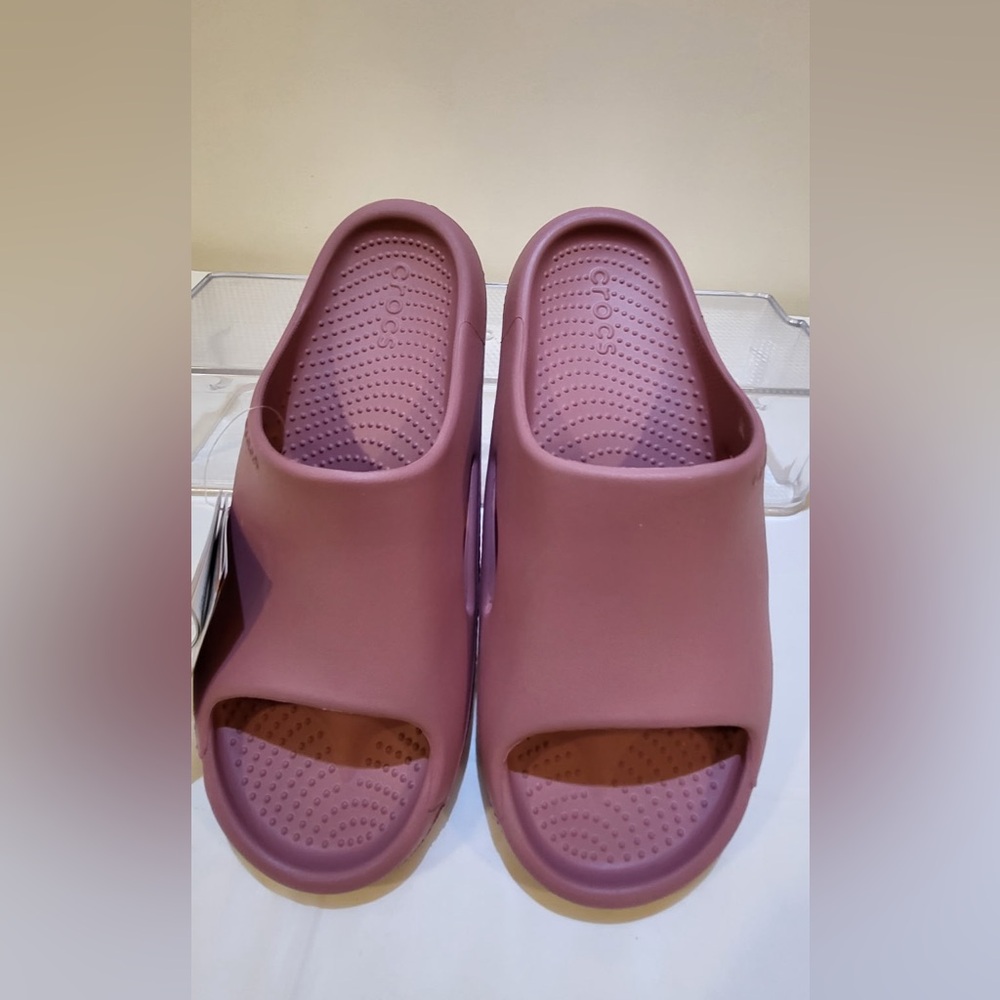 CROCS quartz pink Mellow Recovery slides